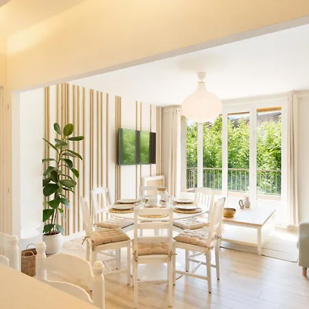 3 - Centre - Parking Apartamento