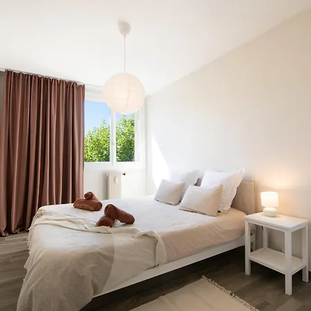 3 - Centre - Parking Appartement