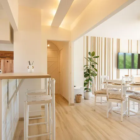 Appartement 3 - Centre - Parking *